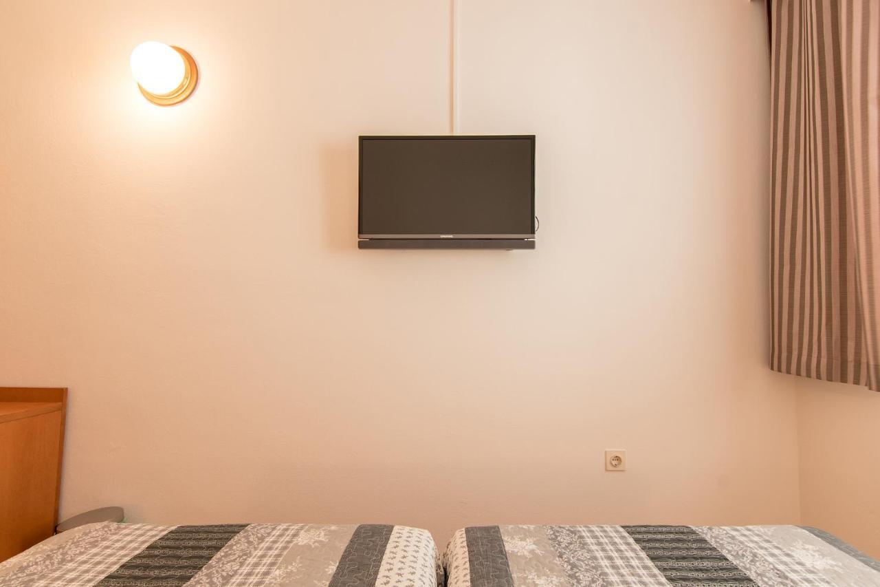 Hotel Barba Starigrad Paklenica Luaran gambar
